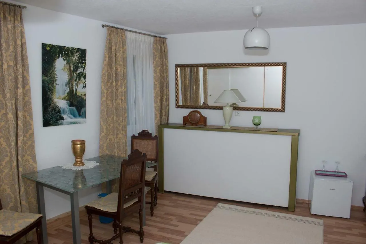 Gasthaus Zum Adler Baden-Baden Apartment
